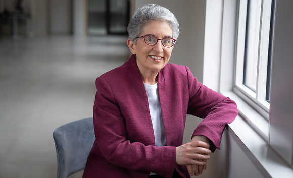 Photo of Beth Shapiro Kaufman